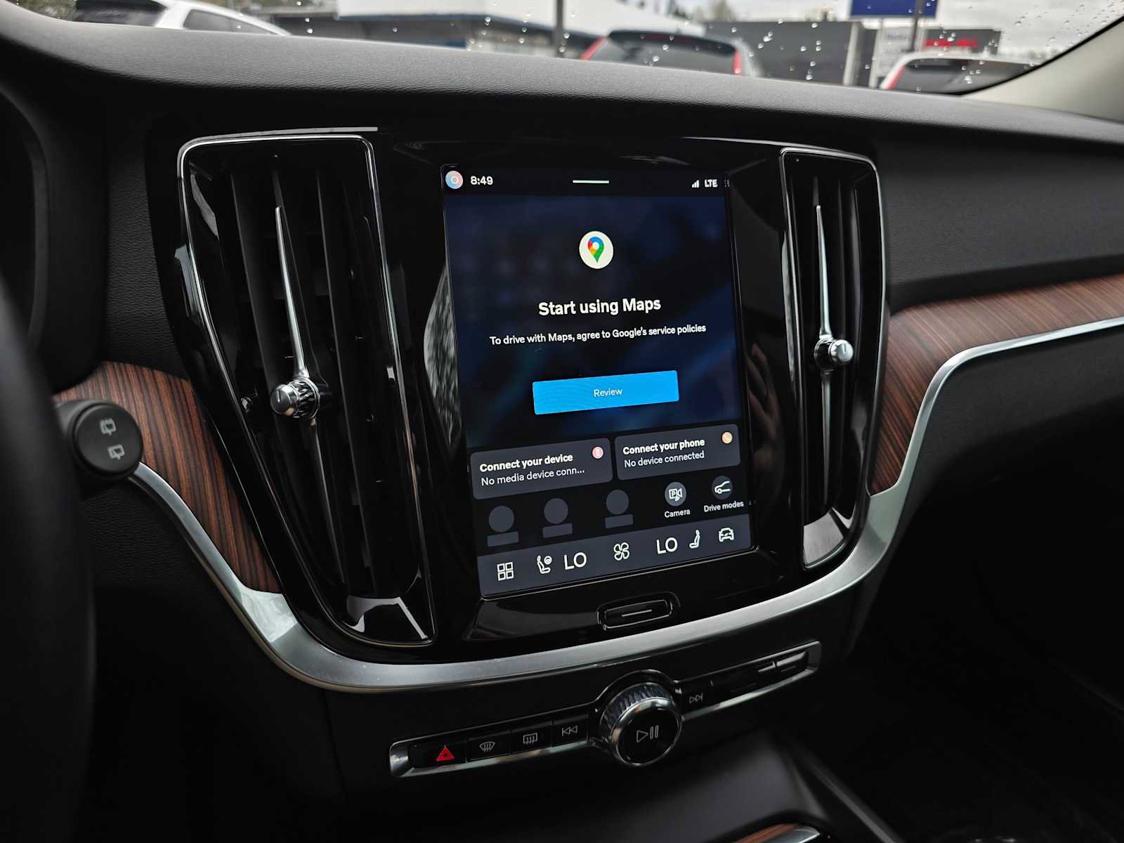 Certified 2025 Volvo V60 B5 Cross Country Plus image 26