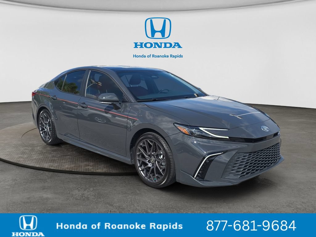 Used 2025 Toyota Camry XSE FWD image 7
