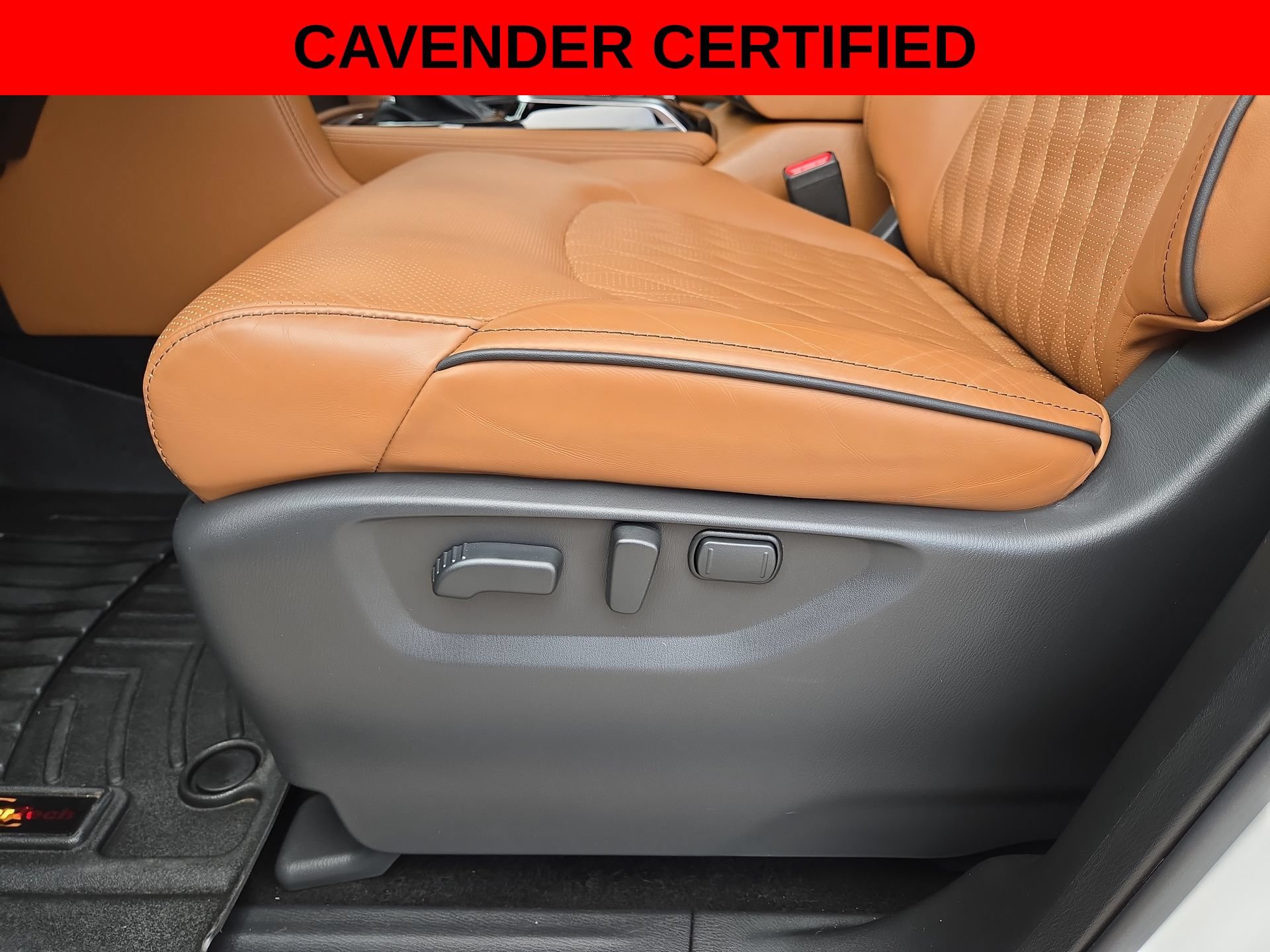 Used 2024 INFINITI QX80 Sensory w/ Cargo Package AWD/4WD image 17