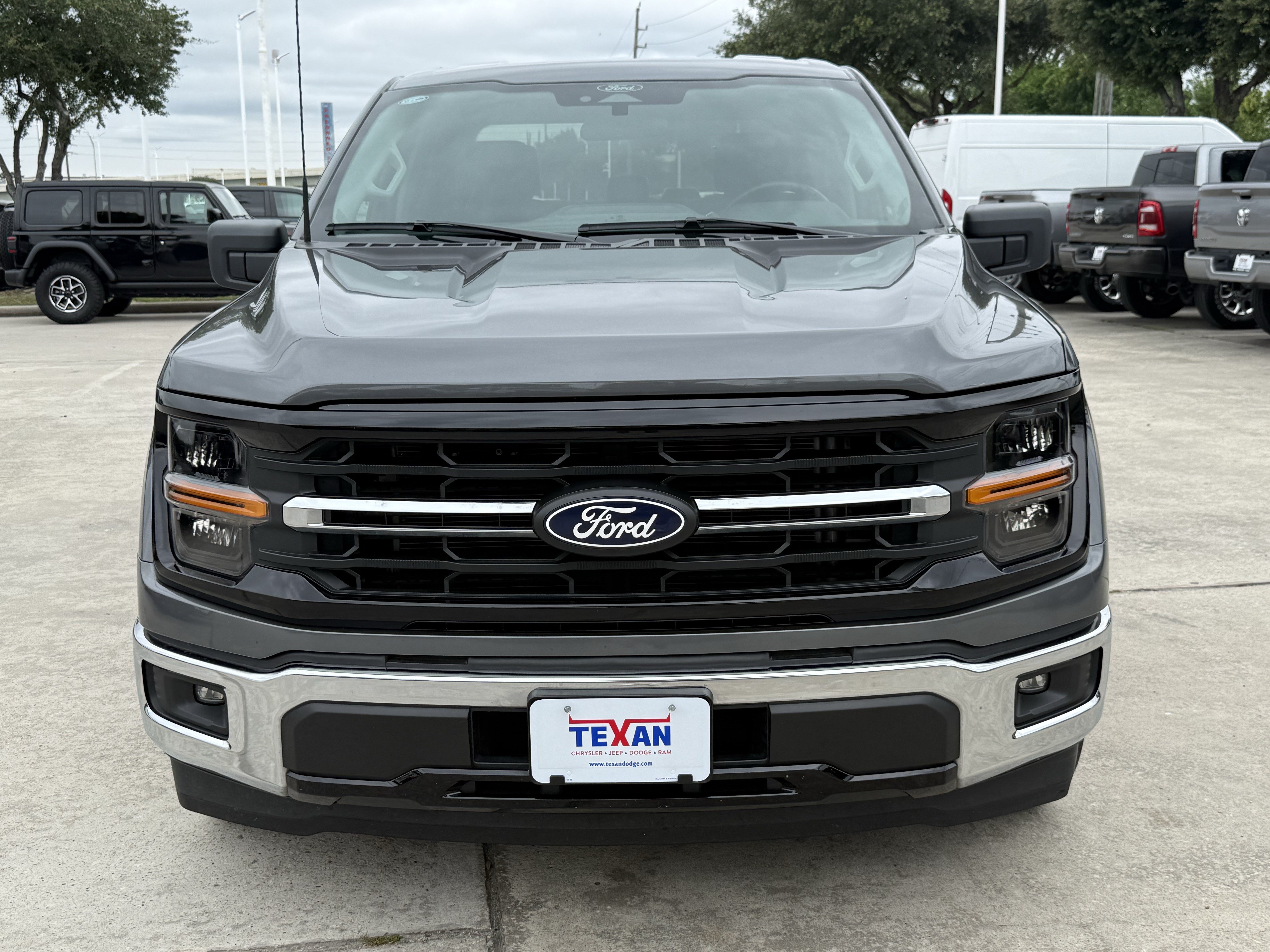Used 2025 Ford F150 XLT w/ Equipment Group 301A Standard RWD image 11