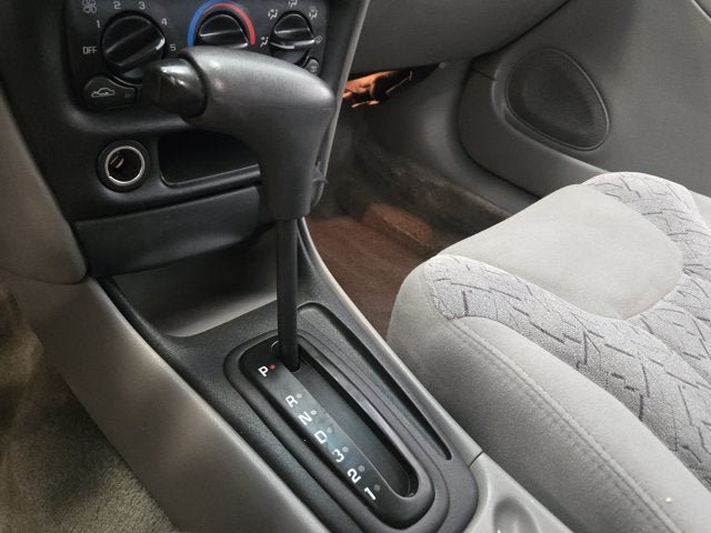 Used 2003 Chevrolet Malibu LS FWD image 18