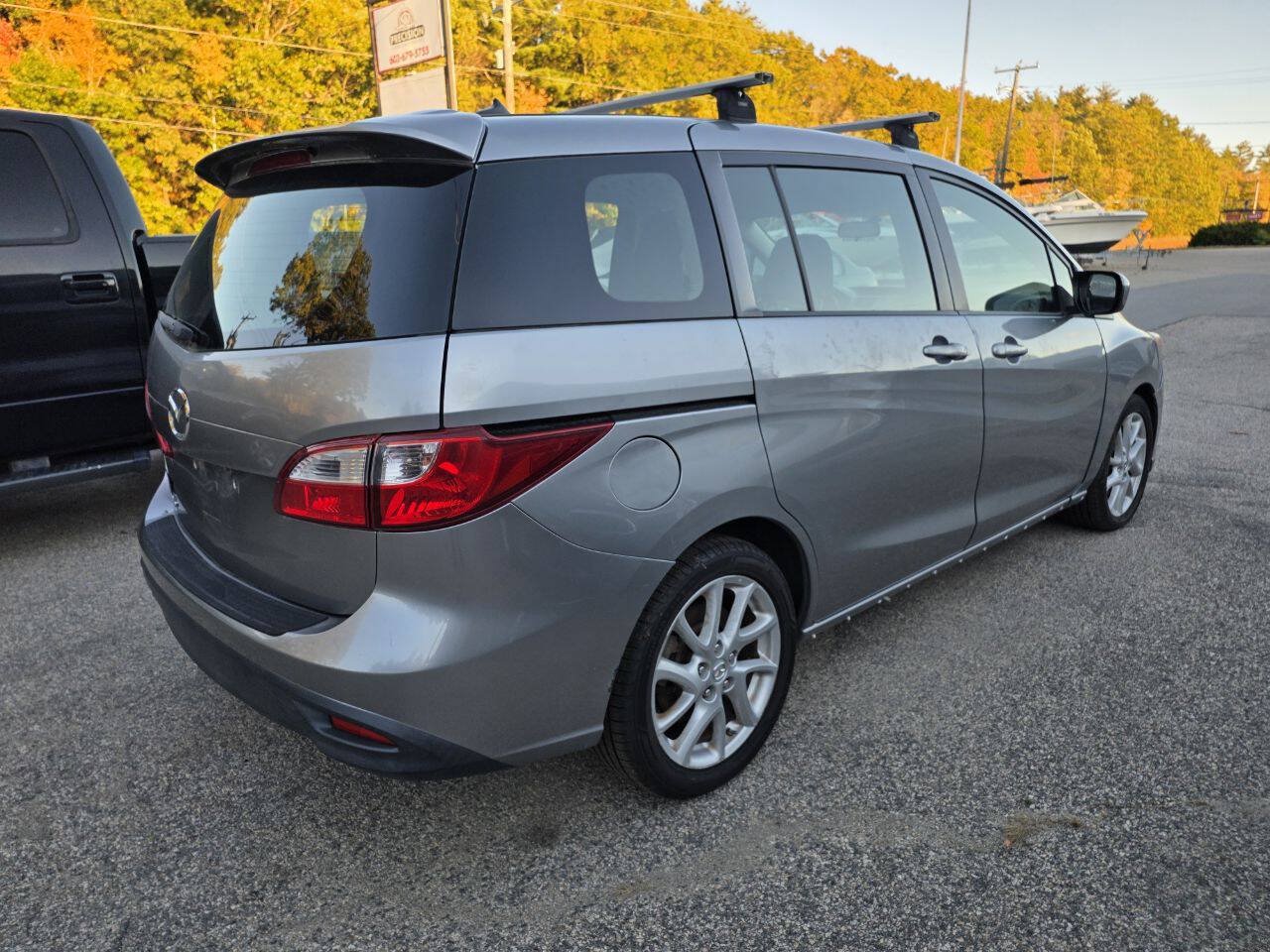 Used 2012 MAZDA MAZDA5 Touring FWD image 7