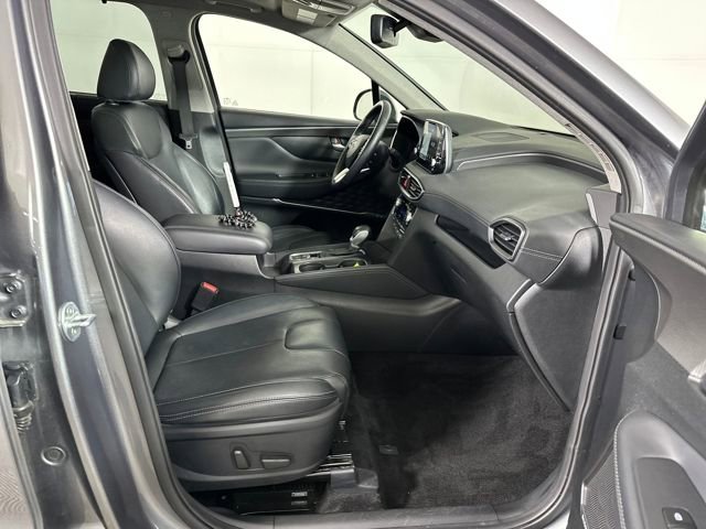 Used 2019 Hyundai Santa Fe AWD image 28