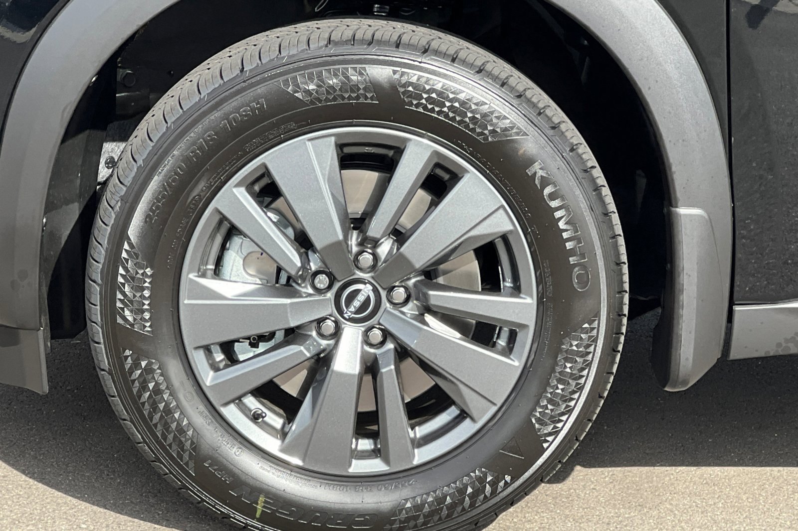 New 2025 Nissan Pathfinder SV image 32