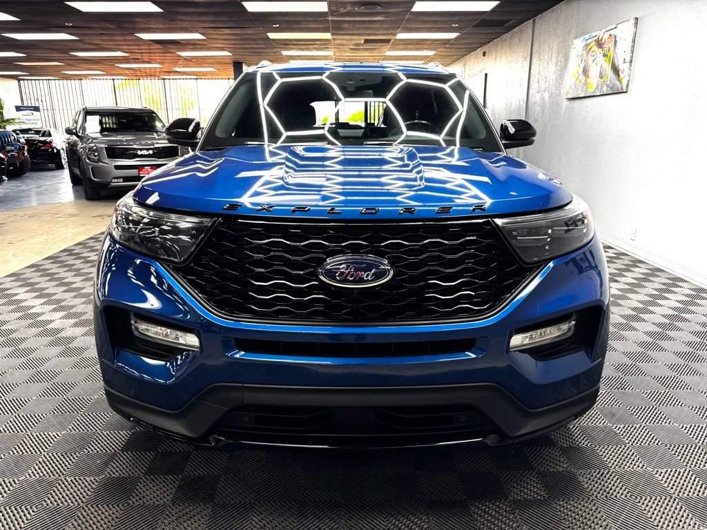 Used 2020 Ford Explorer ST w/ ST High-Performance Pack AWD/4WD image 4