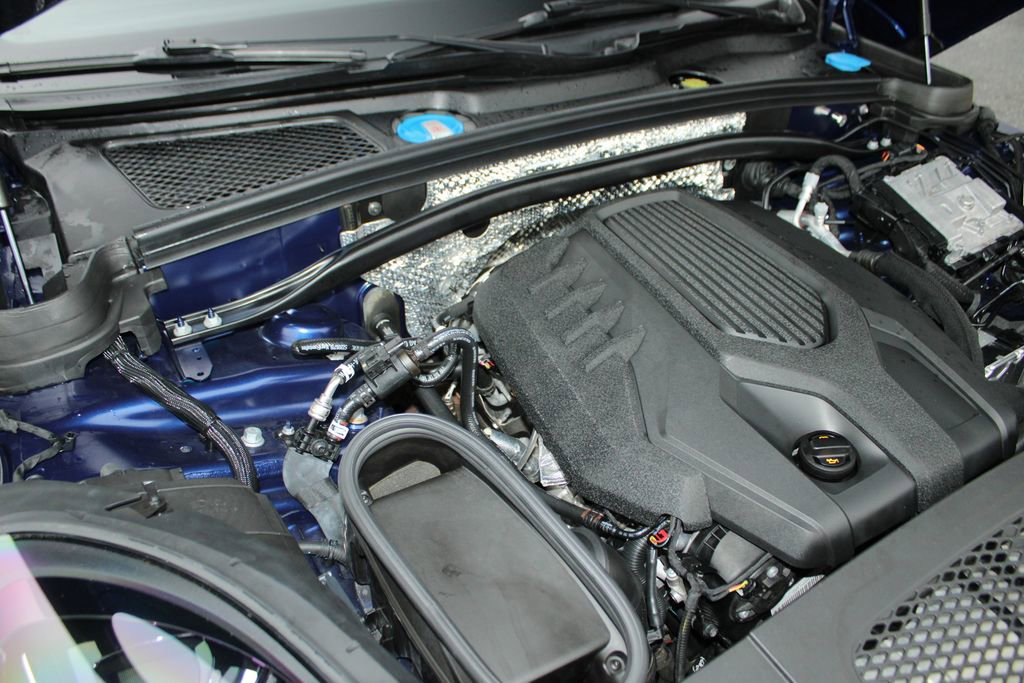 Used 2022 Porsche Macan image 37