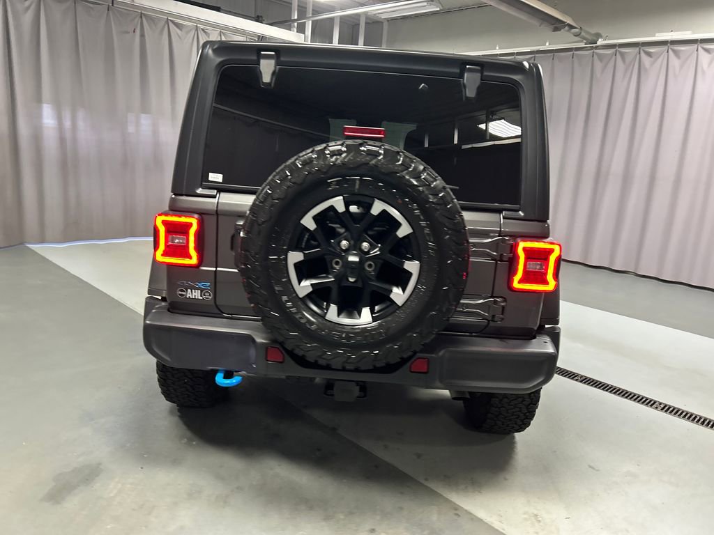 Used 2025 Jeep Wrangler Unlimited Rubicon 4xe w/ Convenience Group image 6
