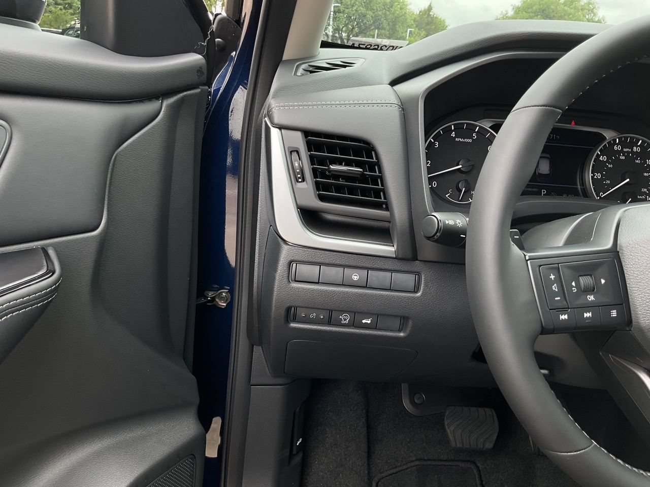 New 2026 Nissan Rogue SV w/ Cold Weather Package FWD image 23