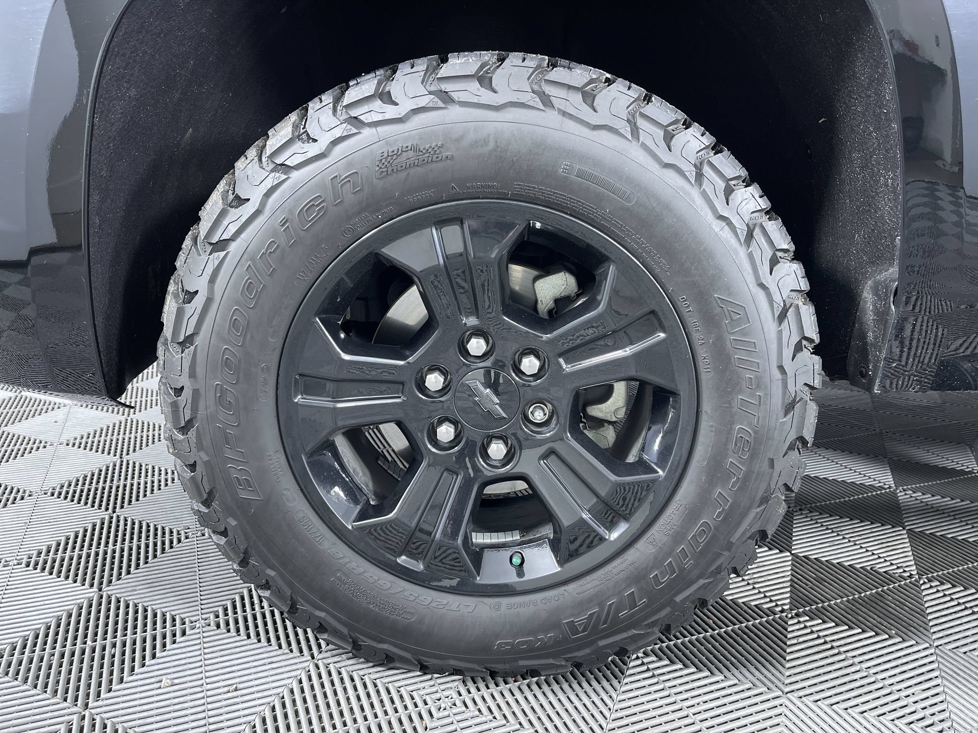 Used 2018 Chevrolet Tahoe LT AWD/4WD image 26