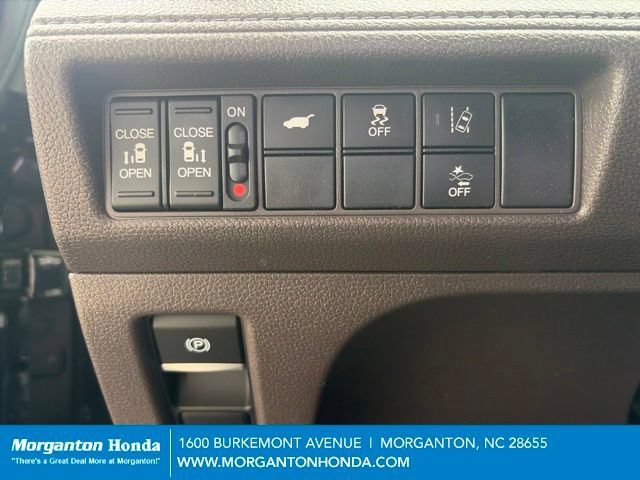 Used 2018 Honda Odyssey EX-L image 16