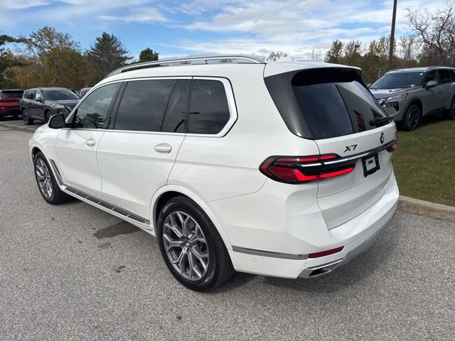 Used 2024 BMW X7 xDrive40i image 41