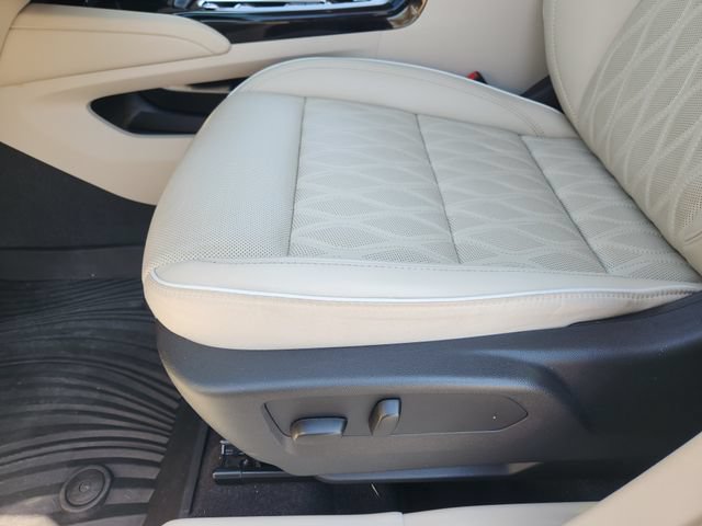 Used 2023 Buick Envision Avenir FWD image 26