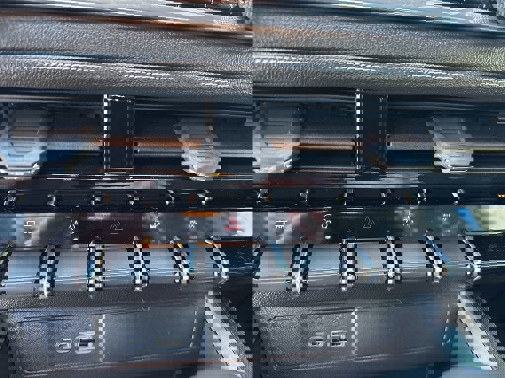 New 2026 Chevrolet Colorado LT image 19