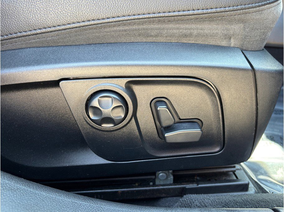 Used 2017 Maserati Ghibli image 31