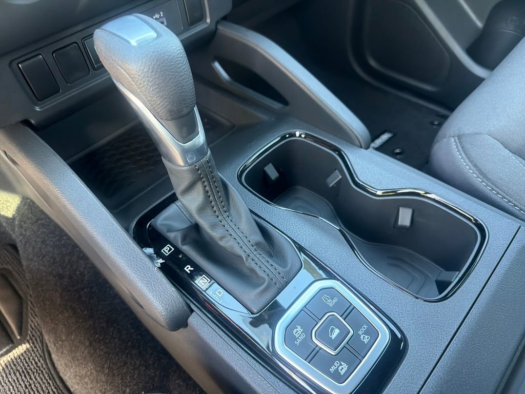New 2026 Nissan Frontier SV image 38