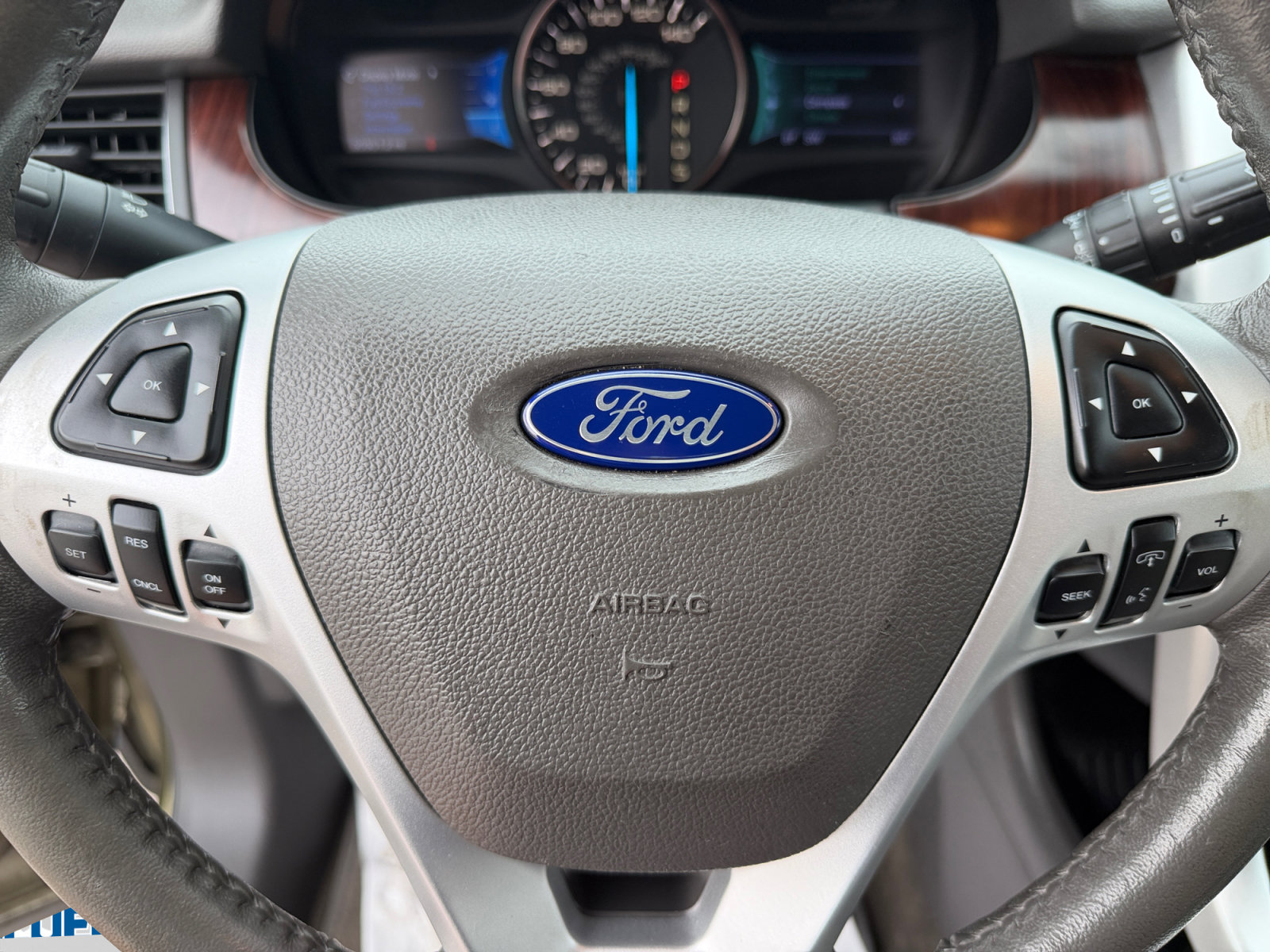 Used 2013 Ford Edge Limited FWD image 20