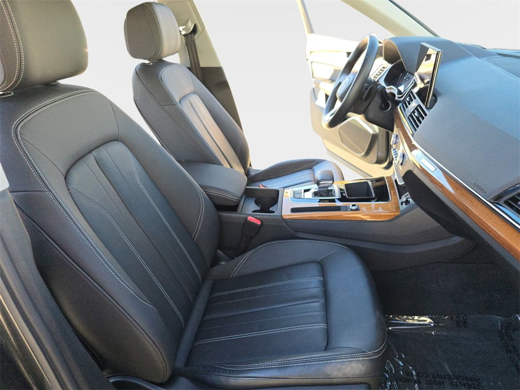 Certified 2023 Audi Q5 2.0T Premium w/ Convenience Package image 10