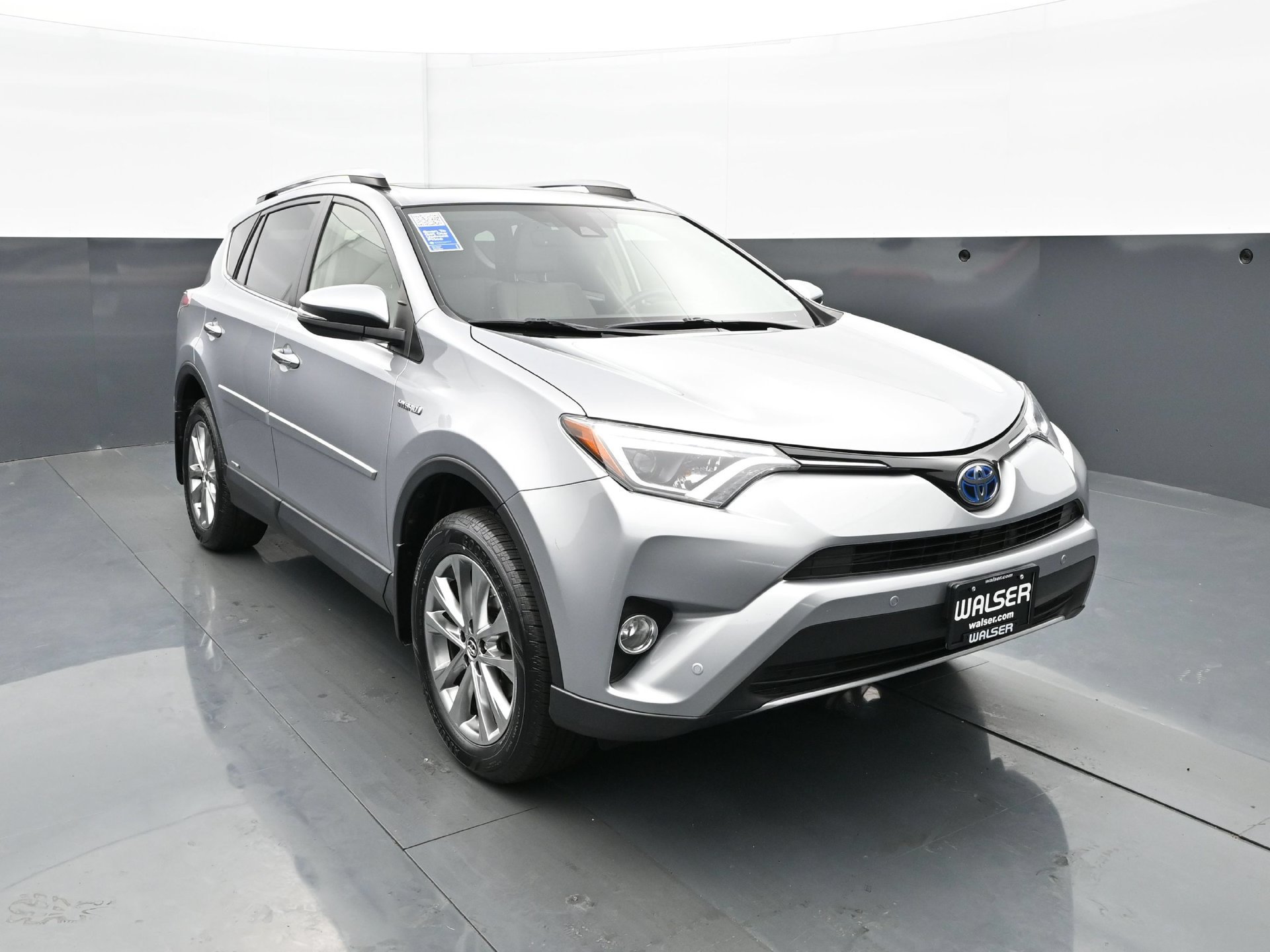 Used 2017 Toyota RAV4 Limited w/ Protection Package AWD/4WD image 11