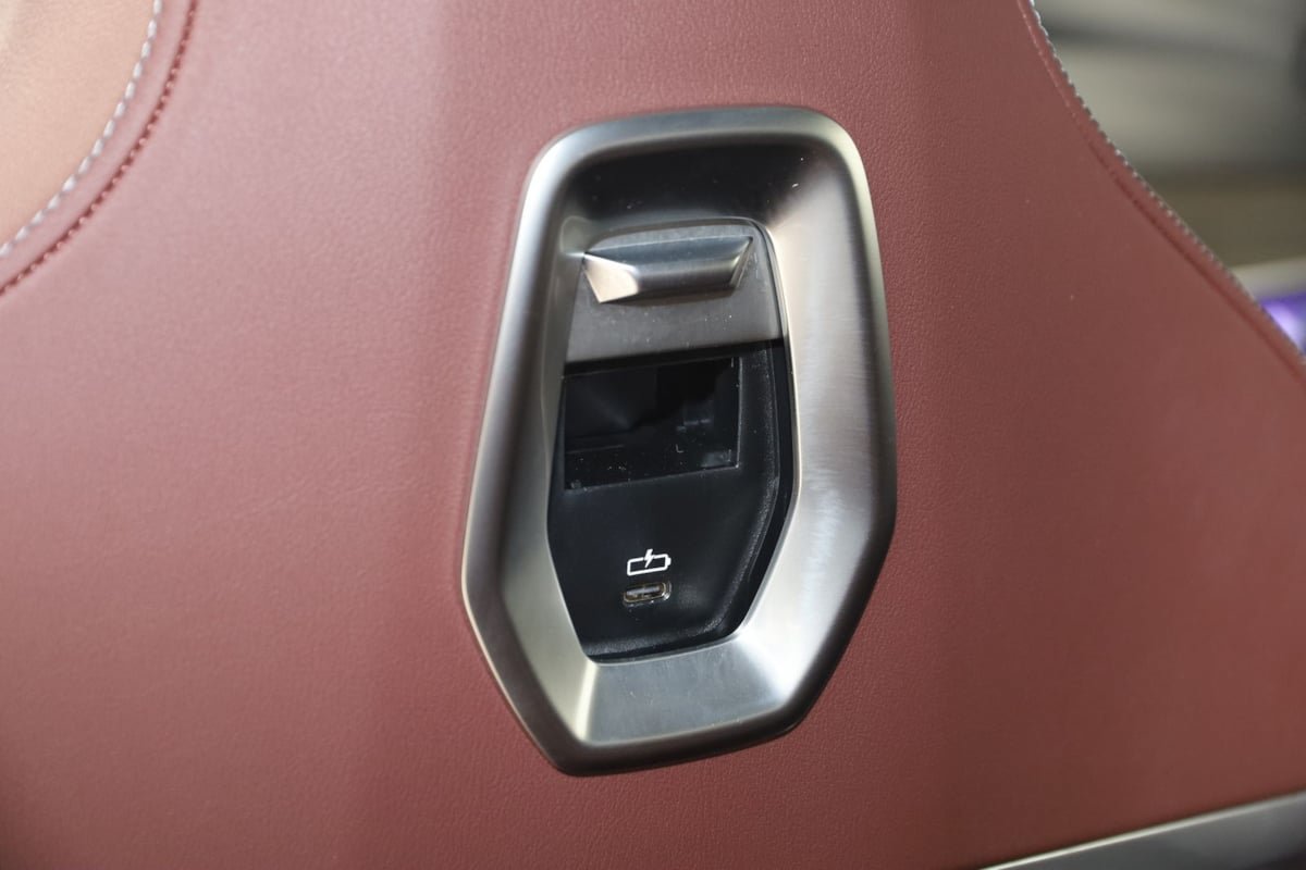 Used 2025 BMW 760i xDrive AWD/4WD image 74
