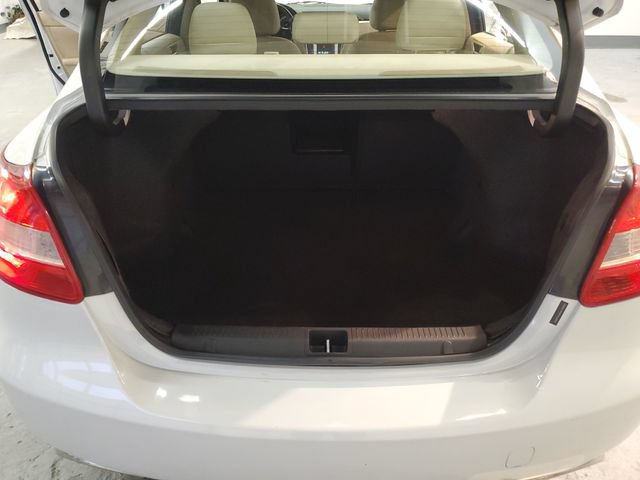 Used 2010 Suzuki Kizashi SE FWD image 5