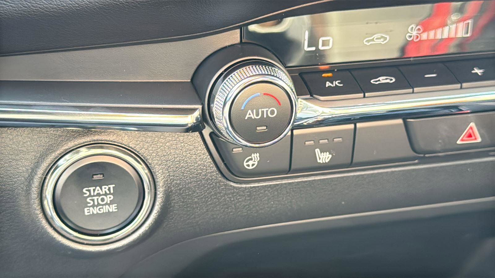 New 2026 MAZDA MAZDA3 Hatchback w/Premium Plus Pkg image 17