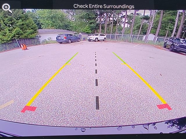 Certified 2024 Jeep Grand Cherokee Laredo w/ Luxury Tech Group I AWD/4WD image 5