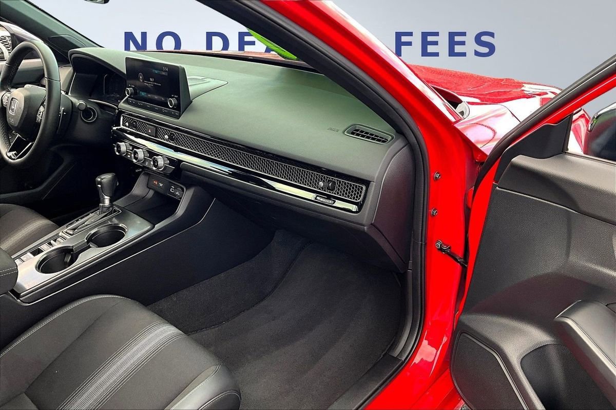 Used 2023 Honda Civic Sport image 26