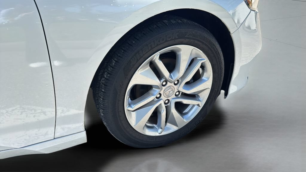 Used 2019 Honda Accord LX image 36