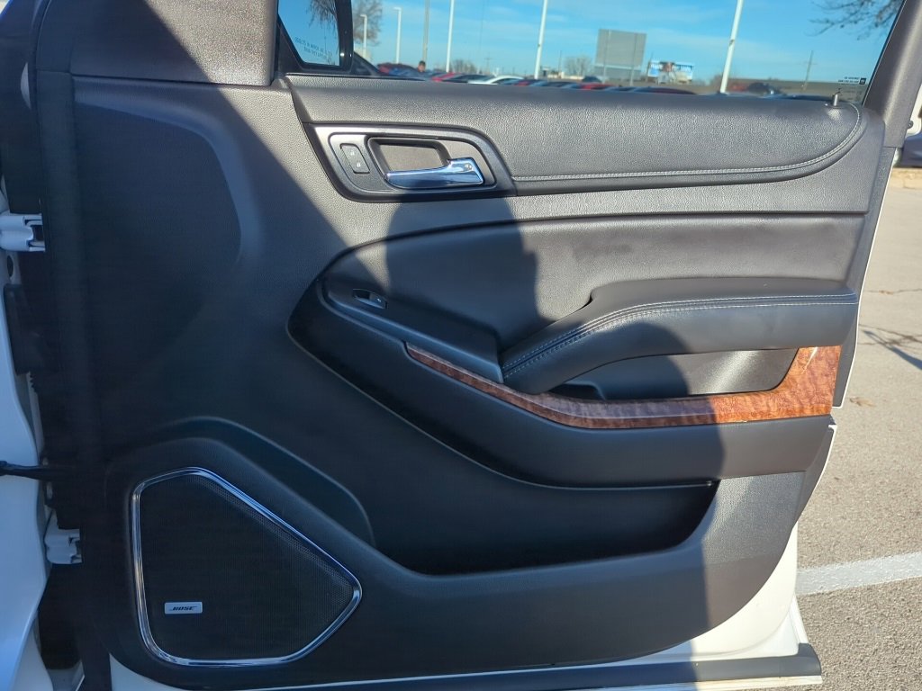 Used 2017 Chevrolet Suburban Premier image 32