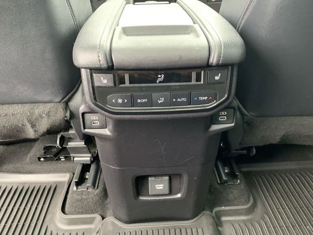 Certified 2024 Toyota Grand Highlander AWD Hybrid image 33
