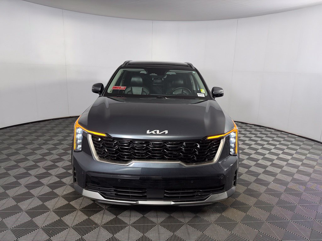 Used 2024 Kia Sorento S w/ Panoramic Sunroof Package FWD image 10