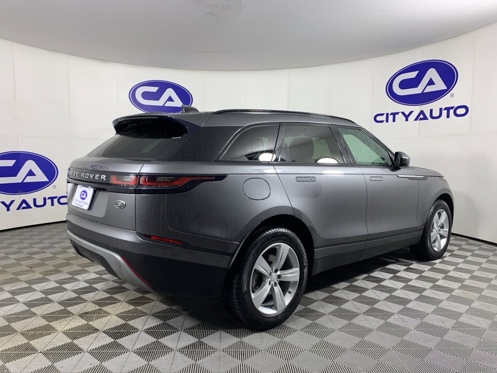 Used 2018 Land Rover Range Rover Velar S image 3