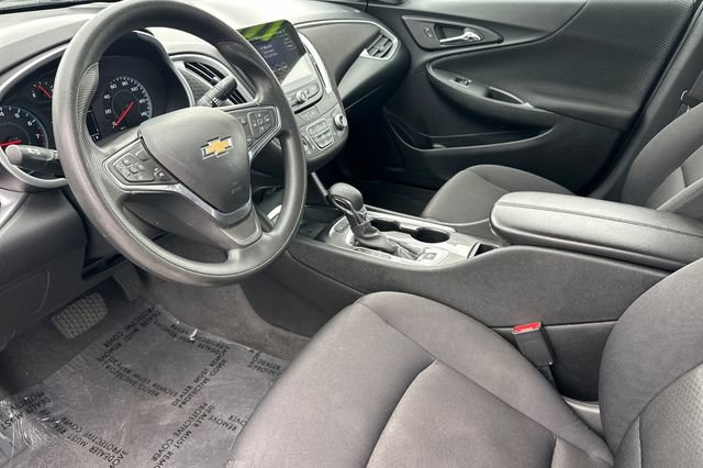 Used 2024 Chevrolet Malibu LT FWD image 11