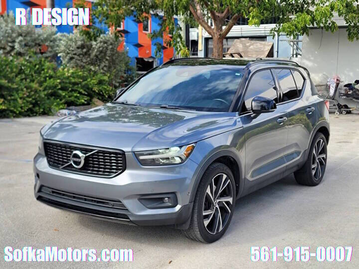 Used 2019 Volvo XC40 T5 R-Design