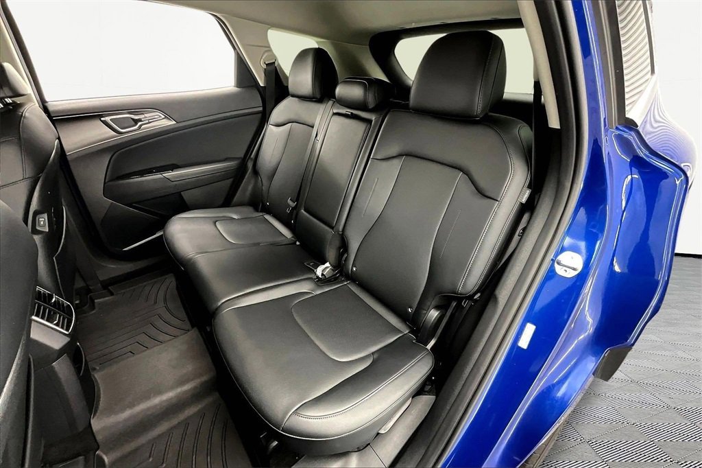 Used 2024 Kia Sportage EX image 26
