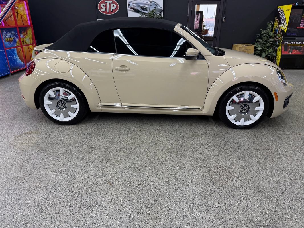 Used 2019 Volkswagen Beetle 2.0T Final Edition SEL FWD image 6