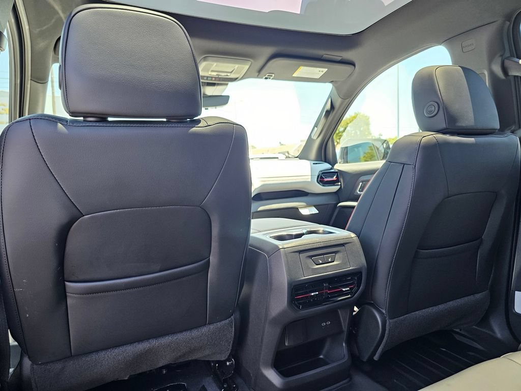 New 2026 Chevrolet Silverado EV 4x4 Crew Cab image 19