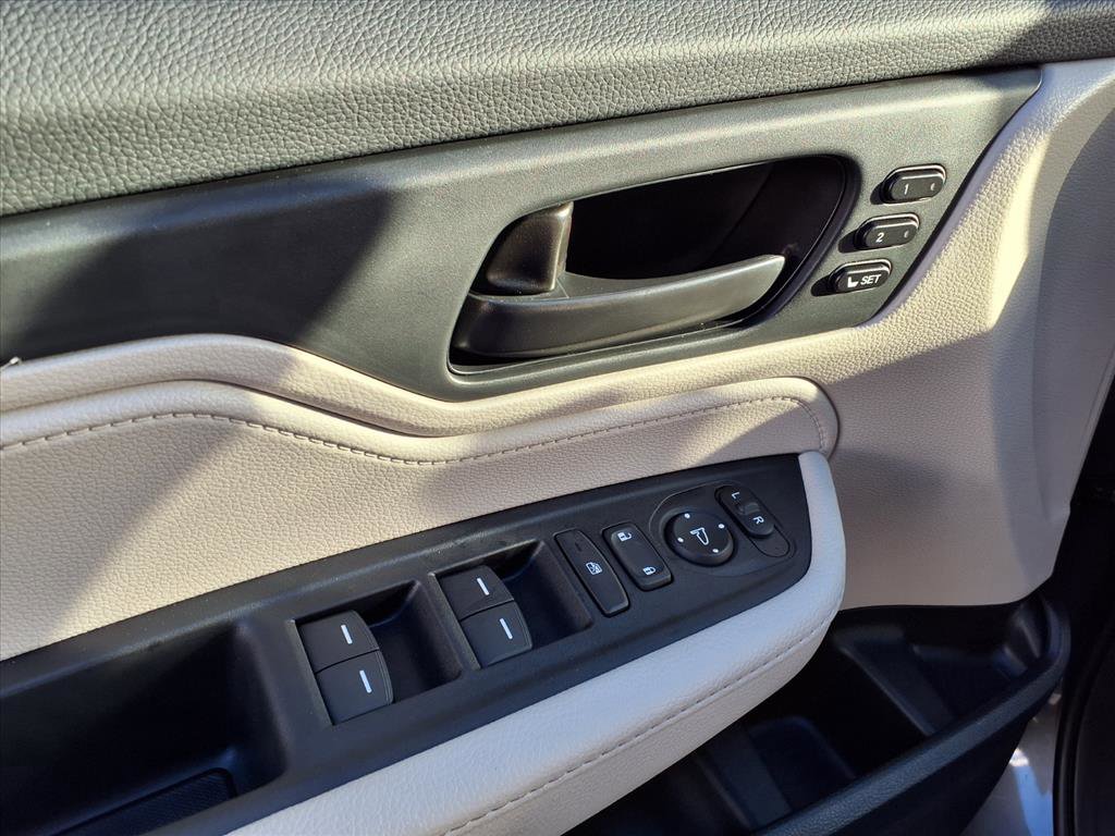 New 2026 Honda Odyssey EX-L image 14