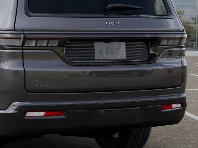 New 2026 Jeep Grand Wagoneer Limited AWD/4WD image 13
