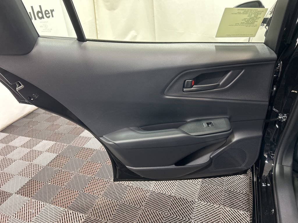 New 2026 Toyota Prius Plug-In Hybrid FWD image 19