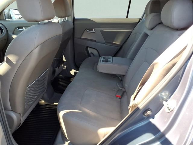 Used 2011 Kia Sportage LX FWD image 18