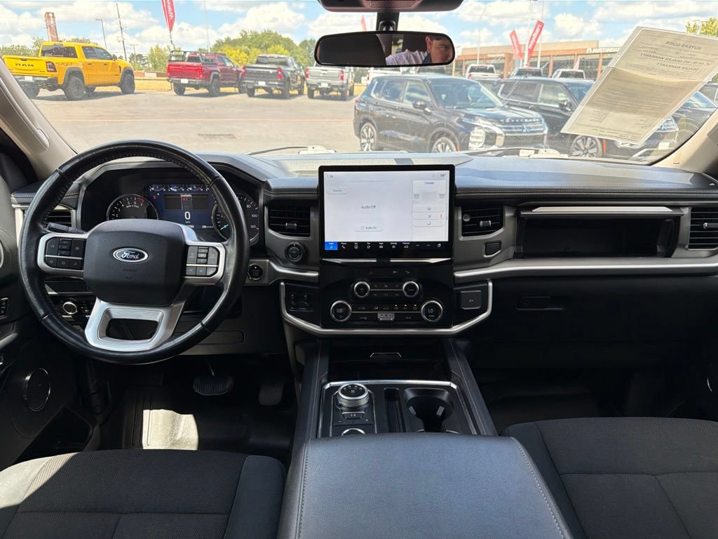 Used 2023 Ford Expedition XL AWD/4WD image 36