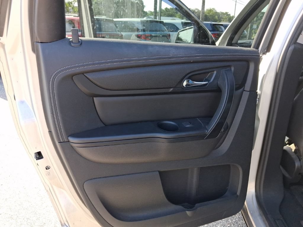 Used 2016 Chevrolet Traverse LT FWD image 30