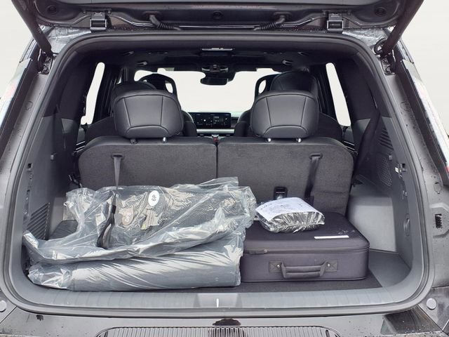 New 2026 Kia EV9 Land image 22