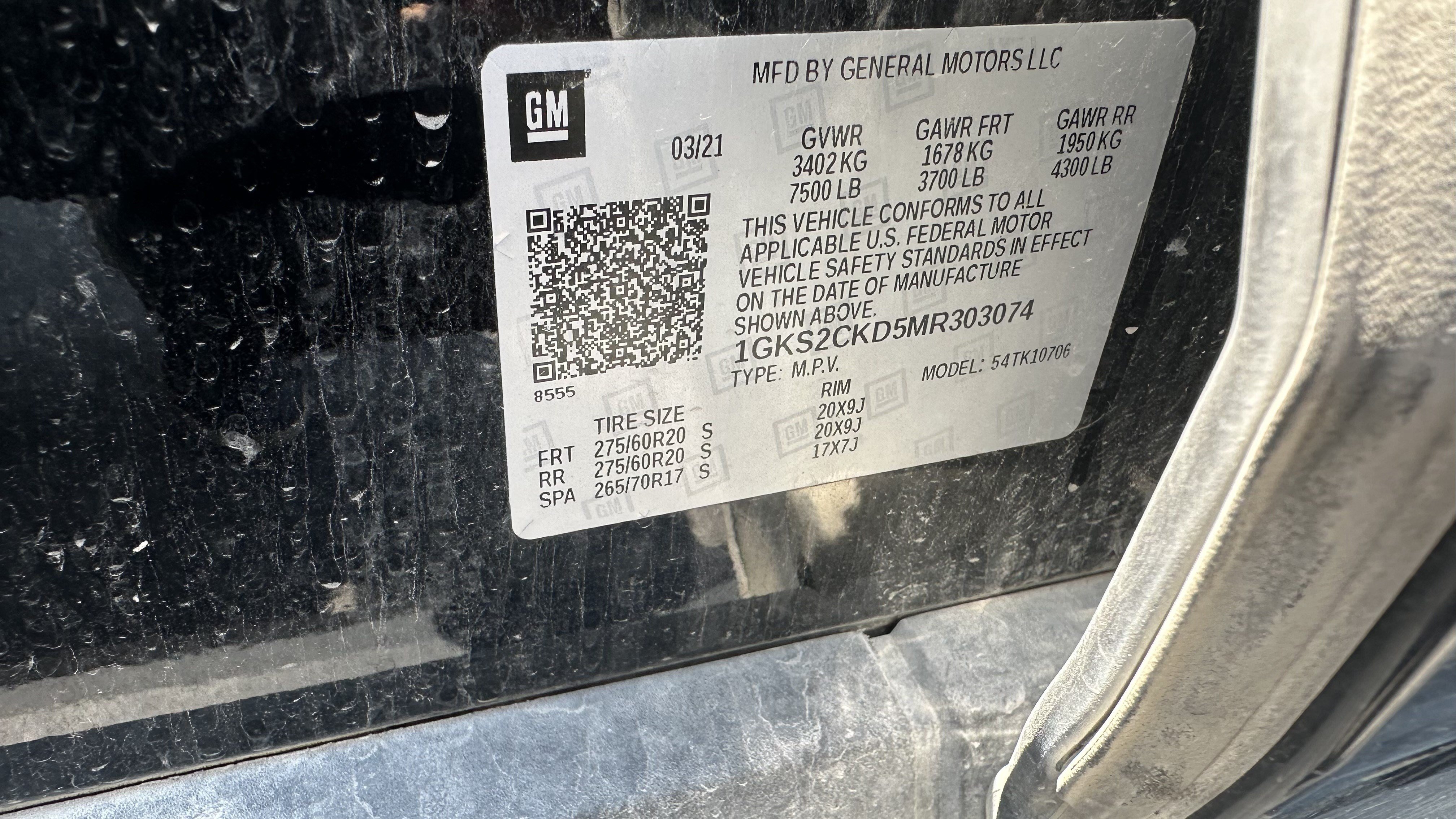 Used 2021 GMC Yukon AT4 w/ AT4 Premium Package AWD/4WD image 34