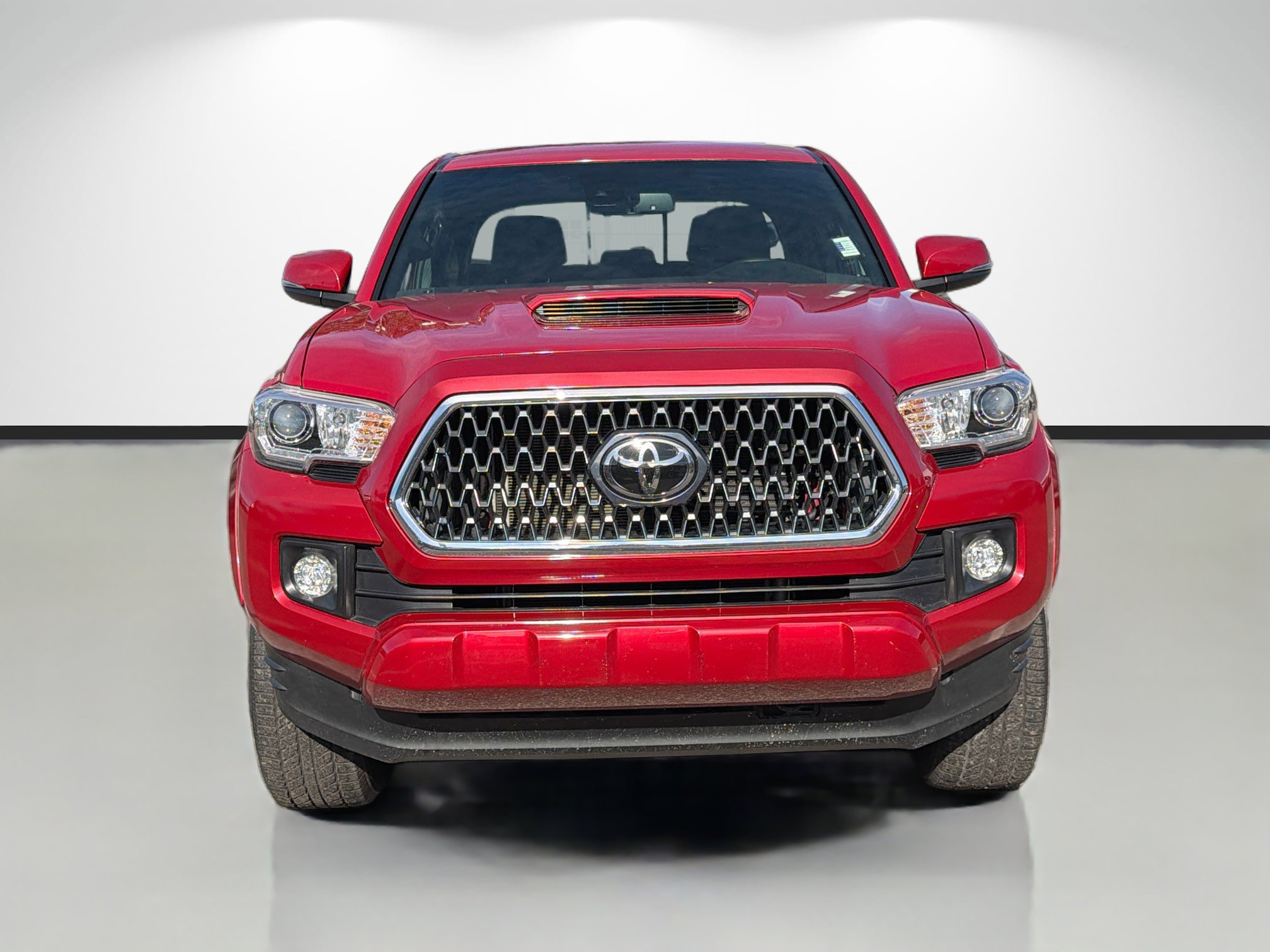 Used 2019 Toyota Tacoma Limited image 8