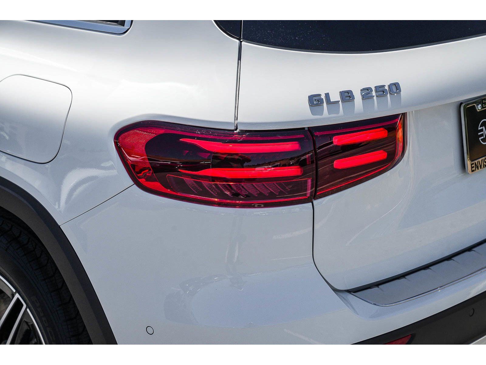 New 2026 Mercedes-Benz GLB 250 4MATIC image 11