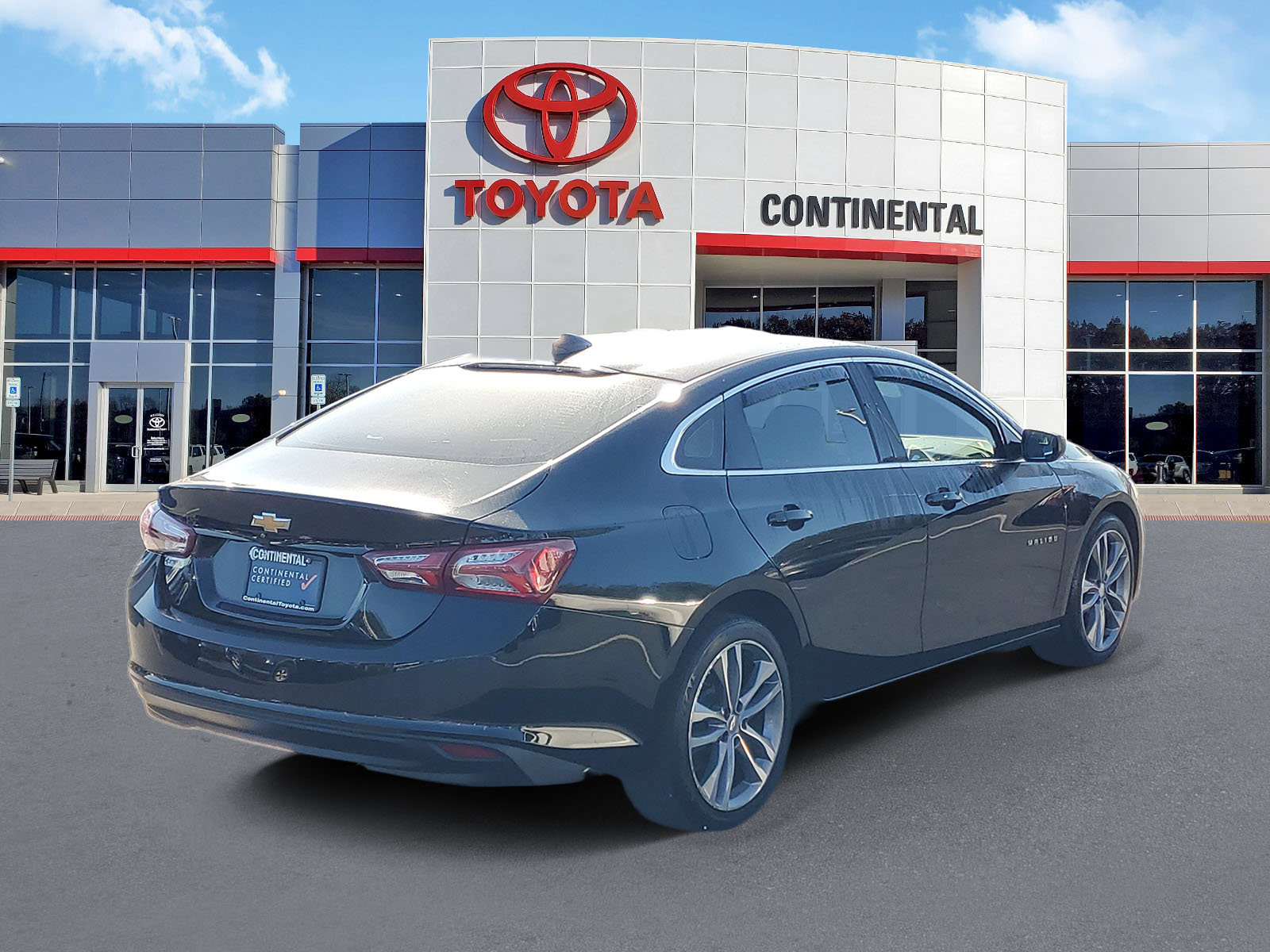 Used 2023 Chevrolet Malibu LT FWD image 5