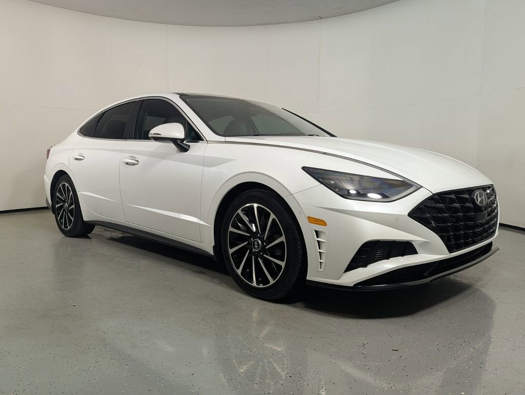 Used 2021 Hyundai Sonata Limited w/ Preferred Accessory Package