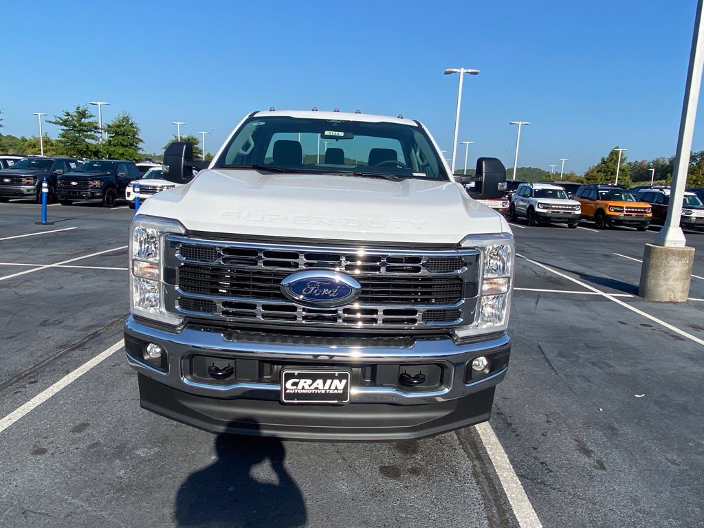 New 2026 Ford F350 XL w/ XL Chrome Package AWD/4WD image 2
